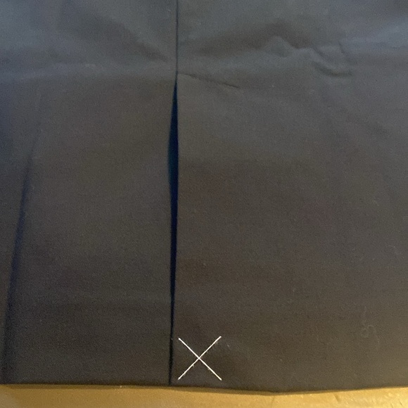 Lands End Outfitters new basic black skirt. Size 6 - Picture 5 of 6